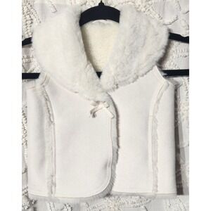 Gap Vest Toddler 2 White Faux Fur Winter Warm Layering Dressy‎ Family Pictures